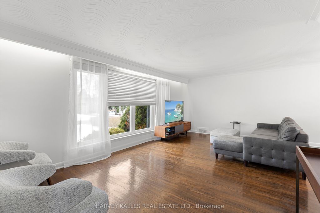 Photo of 118 Palm Drive, Toronto, ON M3H 2C4 (MLS # C12653448)