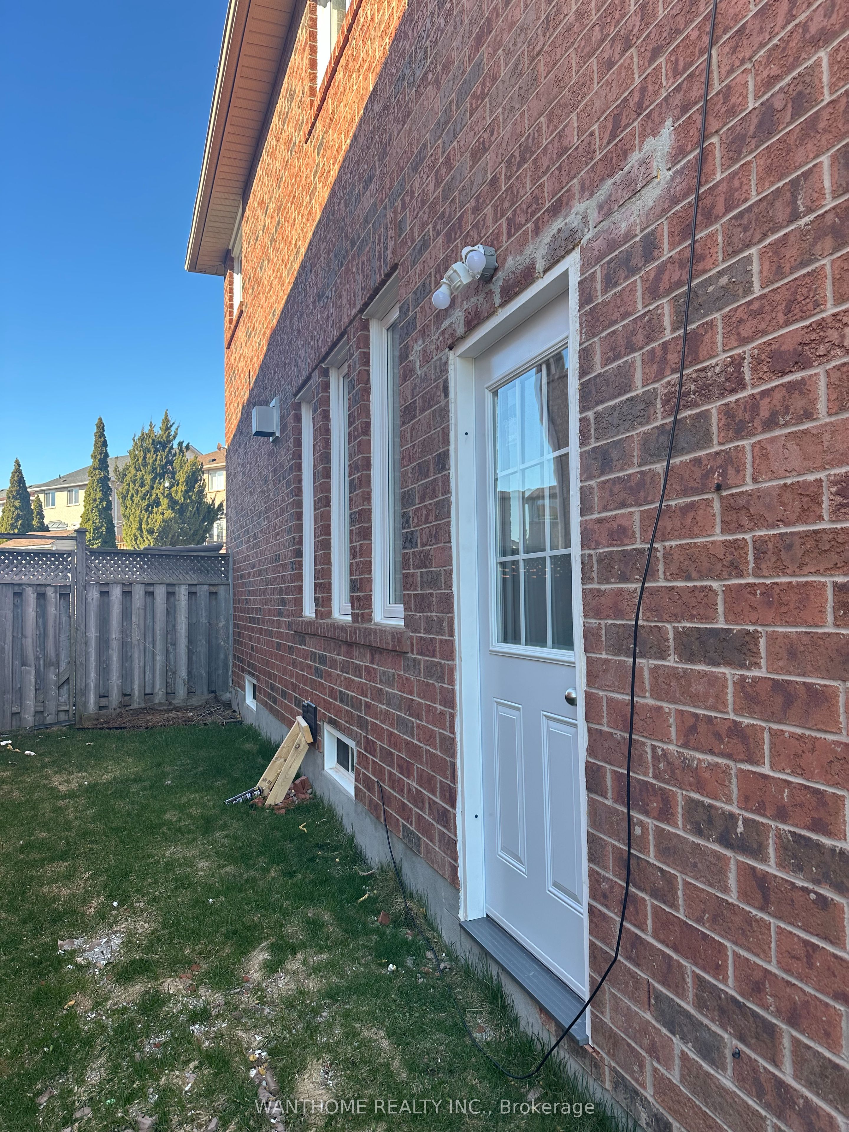 5533 Loonlake Avenue Basement