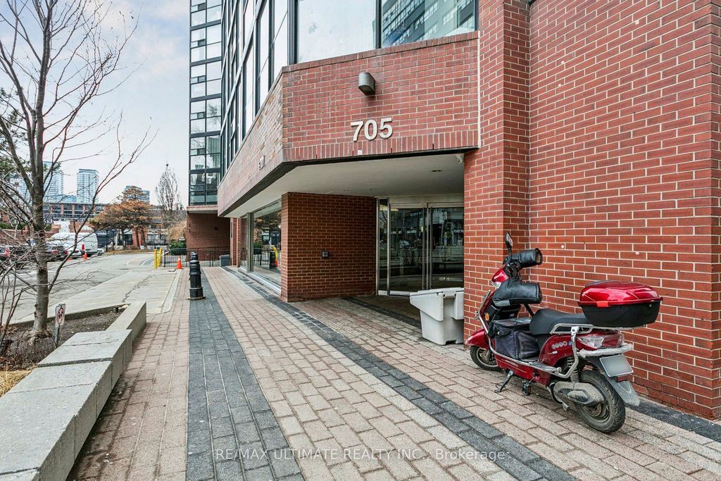 Photo of 705 King Street W #PH08, Toronto, ON M5V 2W8 (MLS # C12869706)