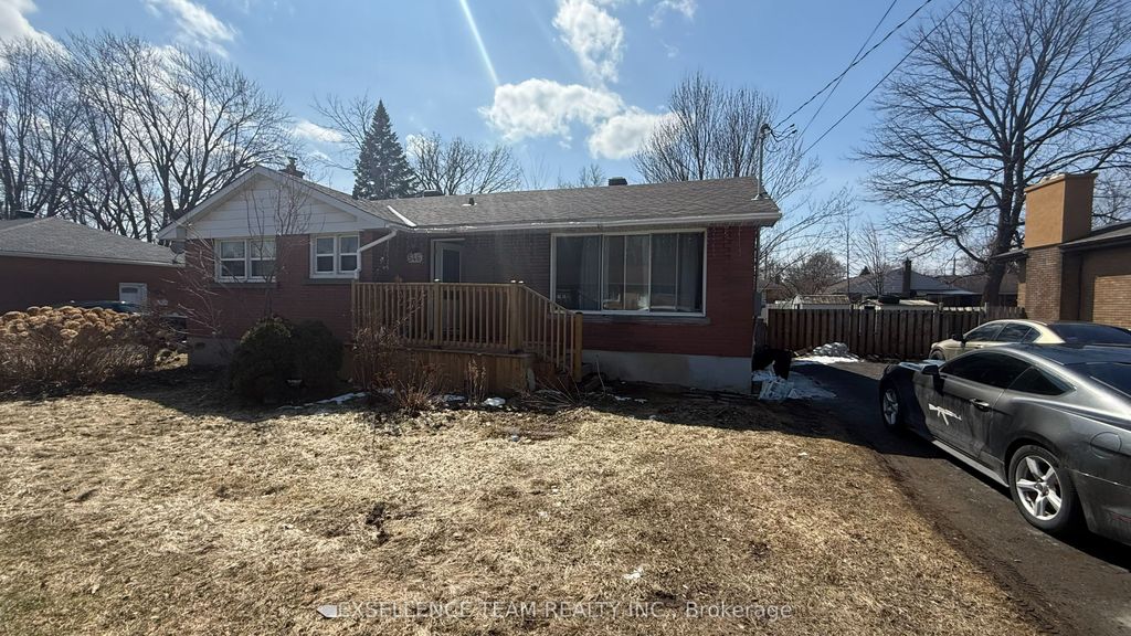 Photo of 546 Joyce Street N, Cornwall, ON K6J 1Y2 (MLS # X12942078)