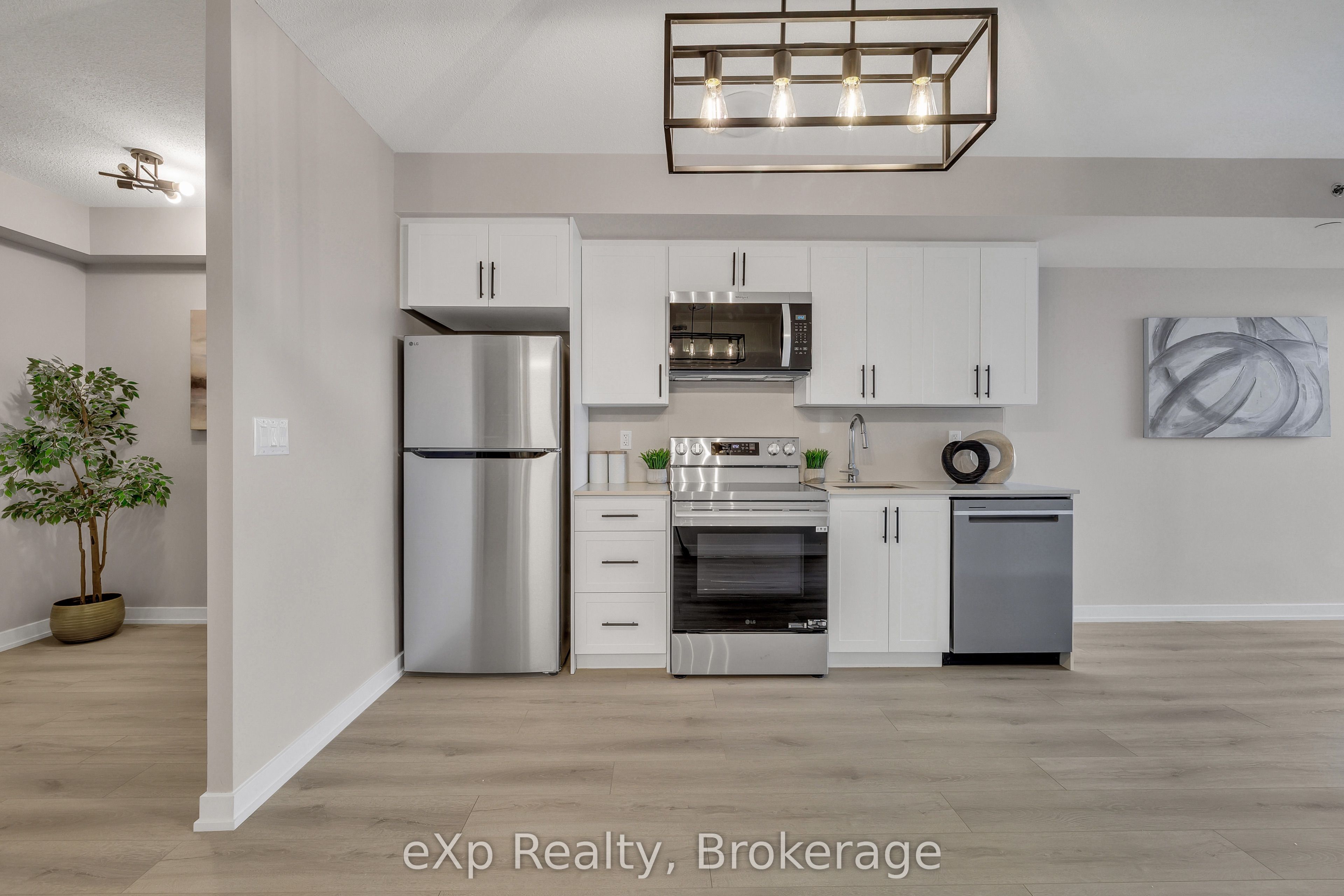 3210 Dakota Common A614