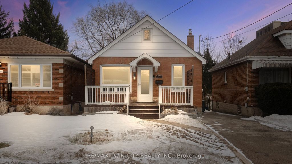 Photo of 69 Lyons Avenue, Brantford, ON N3R 4R2 (MLS # X12697858)