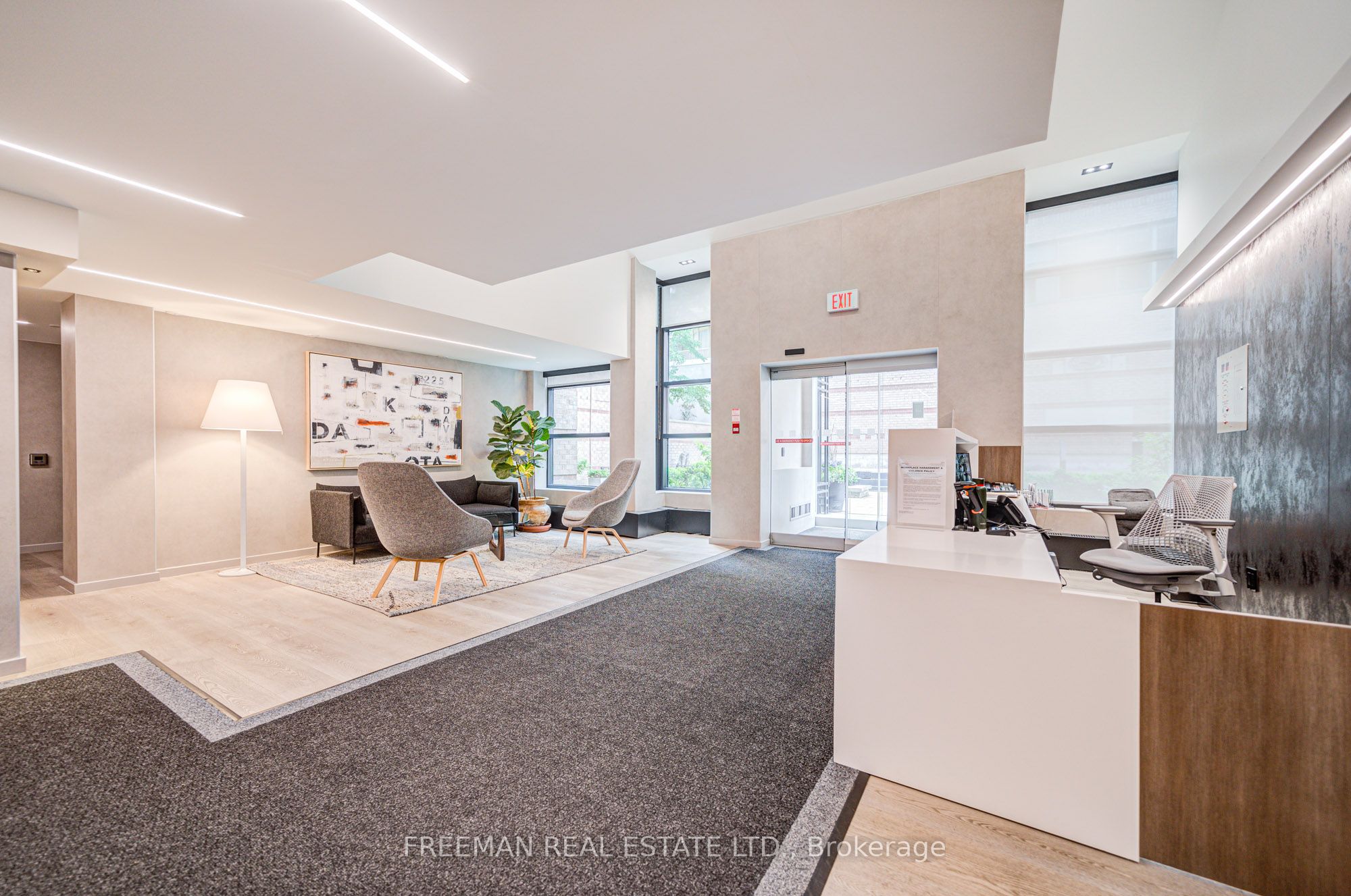 225 Davenport Road 512