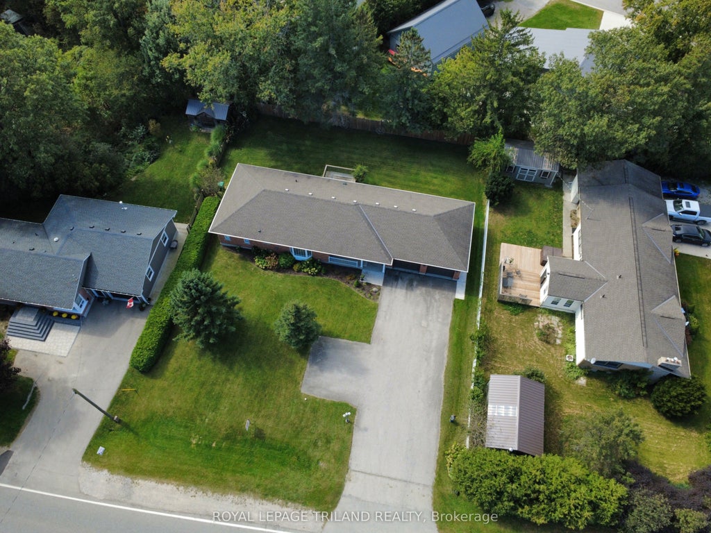 Photo of 10001 Wellington Road, Southwold, ON N5P 3T1 (MLS # X13846530)