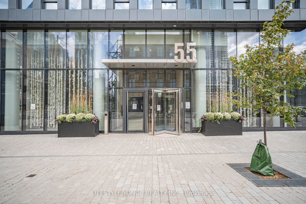 Photo of 55 Cooper Street #2611, Toronto, ON M5E 0G1 (MLS # C14034658)