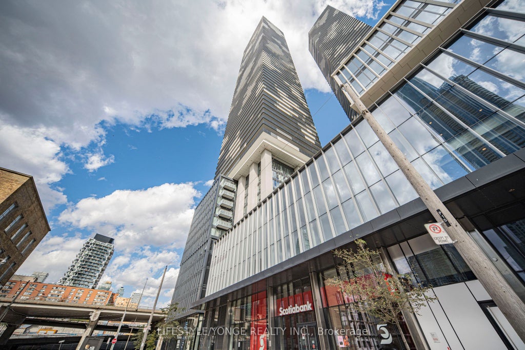 Photo of 55 Cooper Street #2611, Toronto, ON M5E 0G1 (MLS # C14034658)