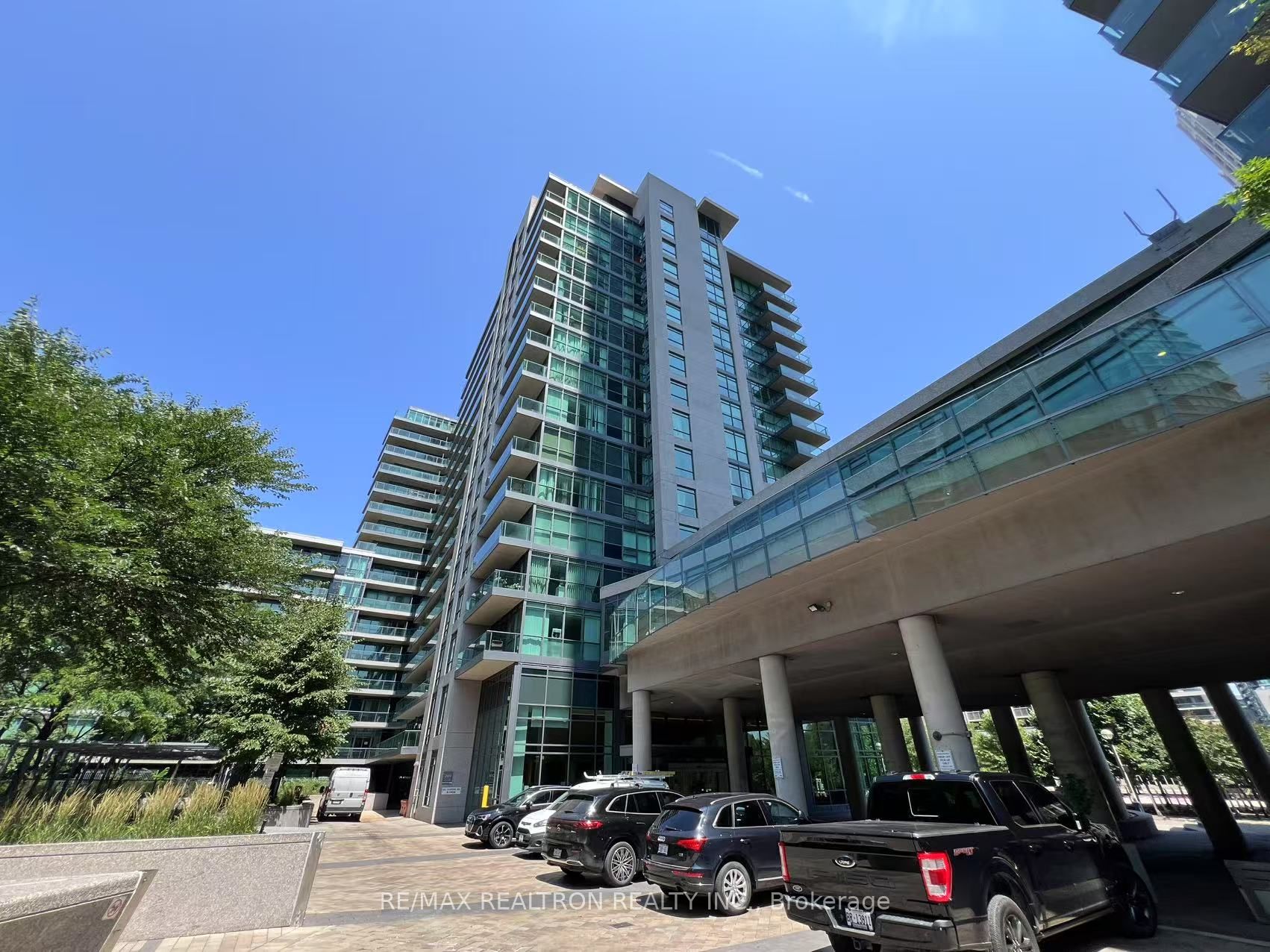 209 Fort York Boulevard 969