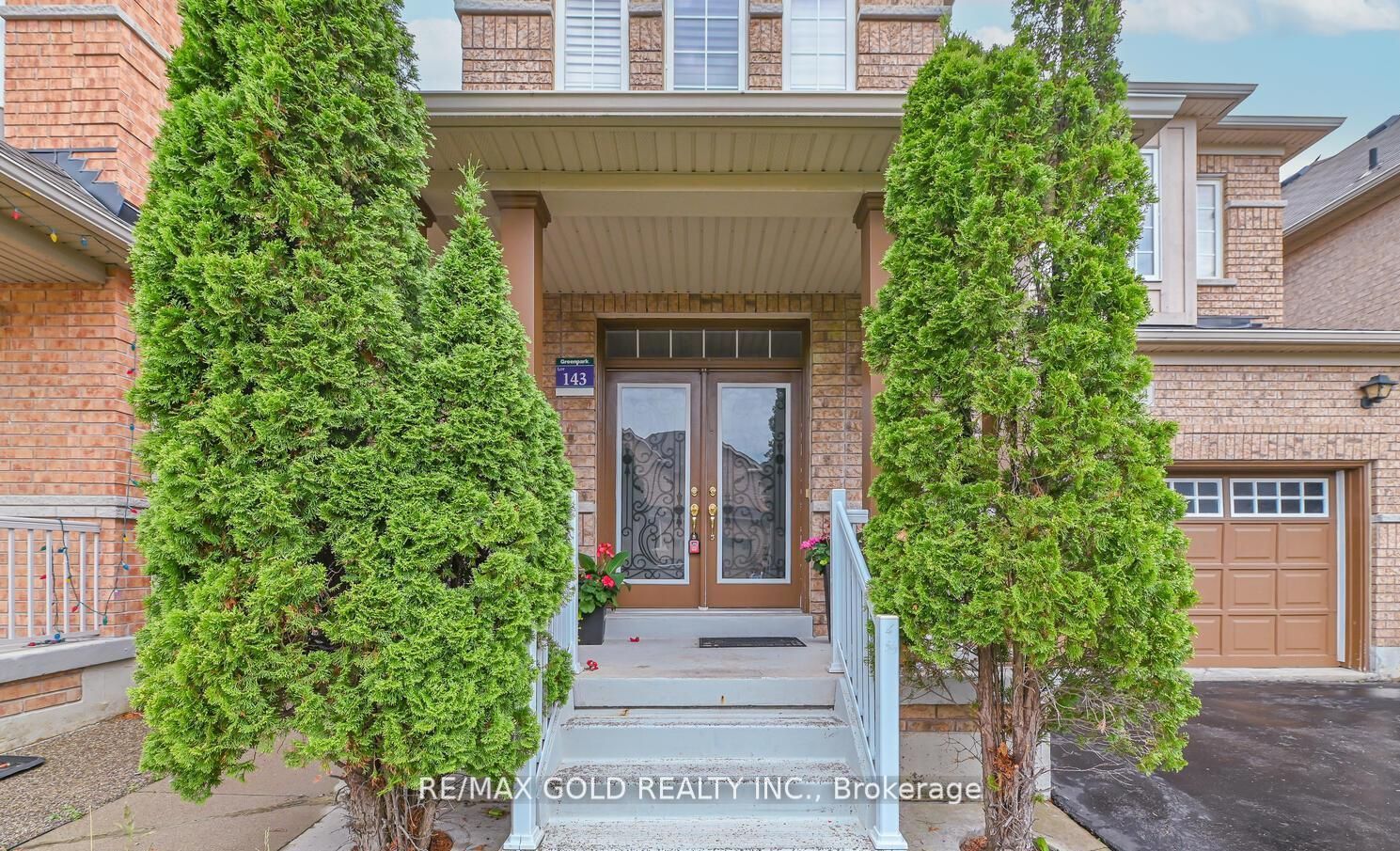 54 Gamson Crescent