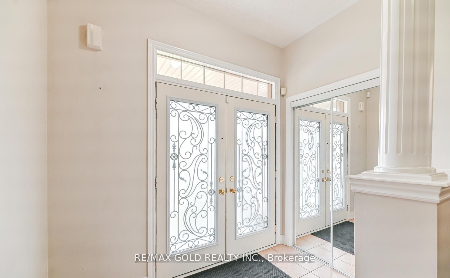 54 Gamson Crescent