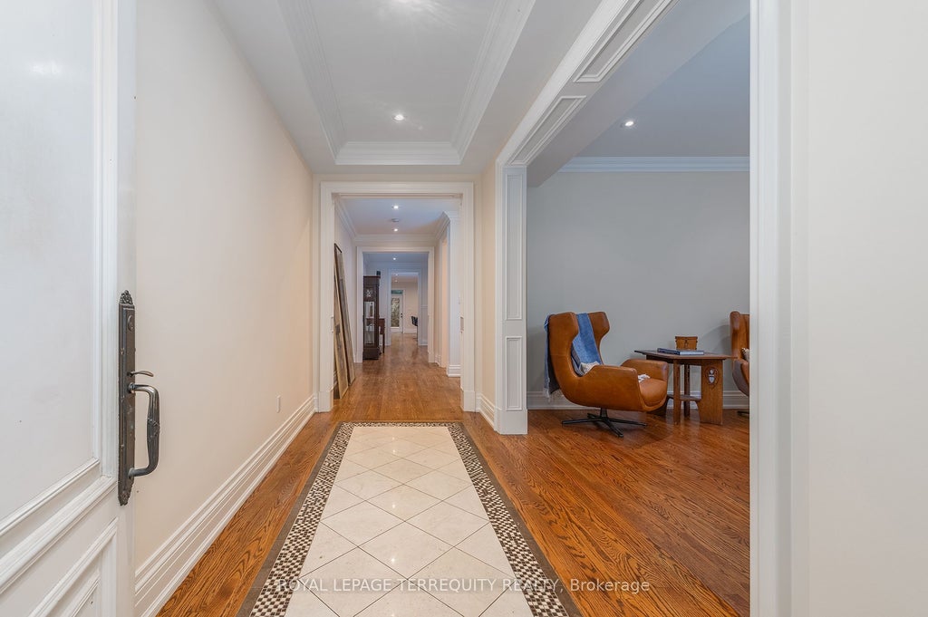 Photo of 329 Walmer Road, Toronto, ON M5R 2Y3 (MLS # C13727666)