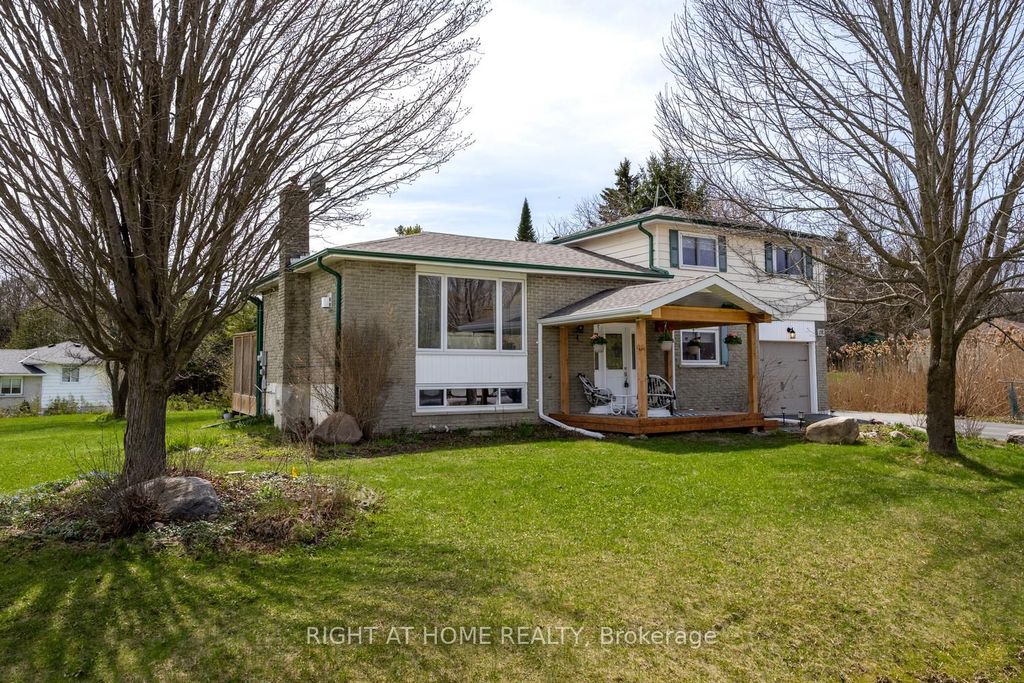Photo of 17 Crestview Avenue, Scugog, ON L0B 1B0 (MLS # E13040252)