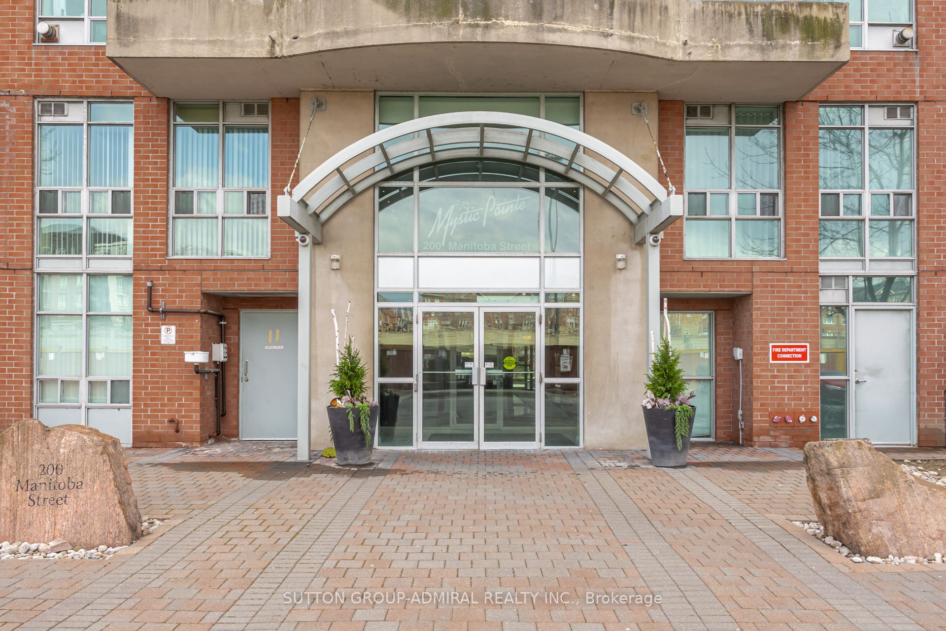 200 Manitoba Street 119