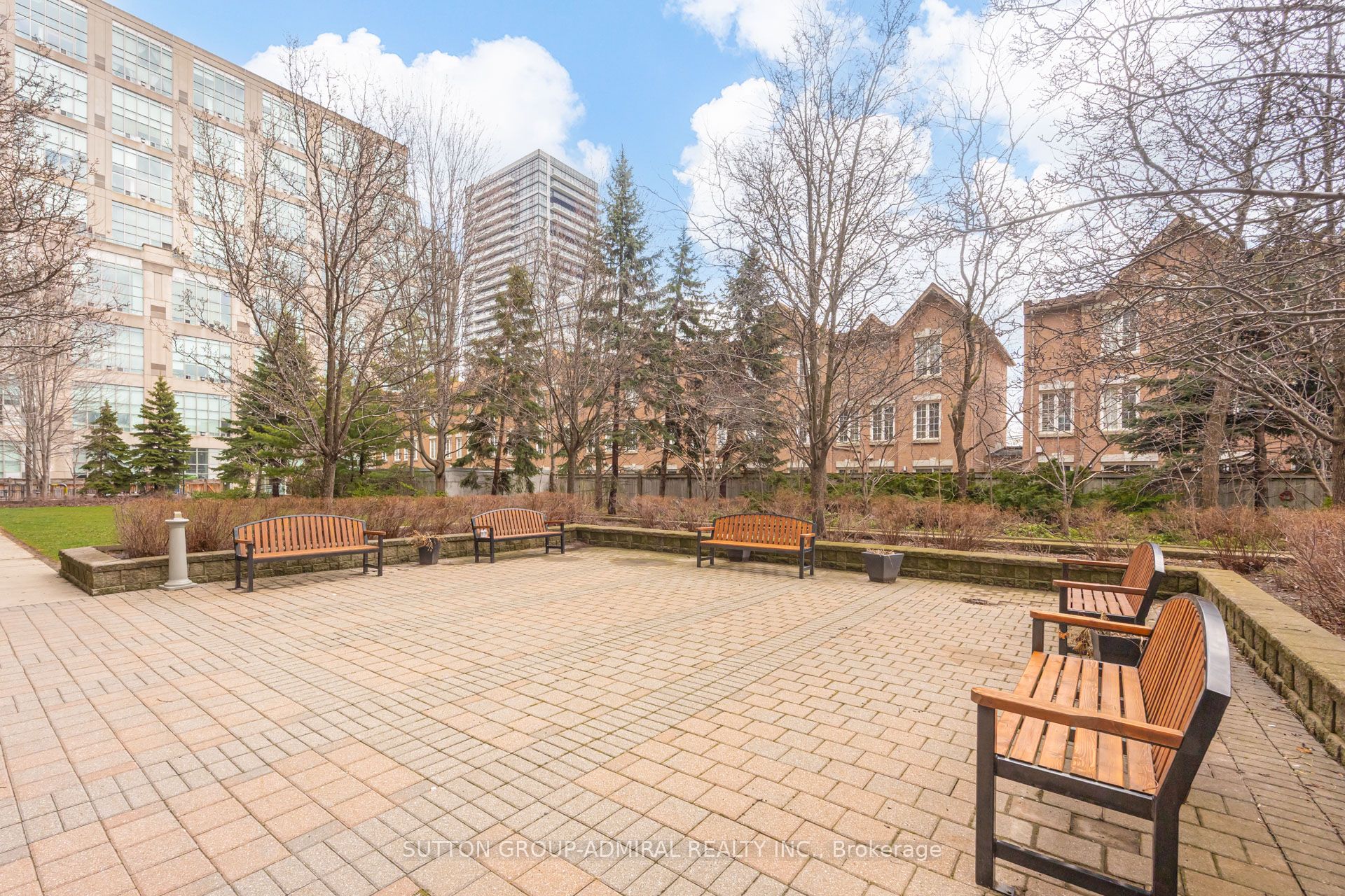 200 Manitoba Street 119