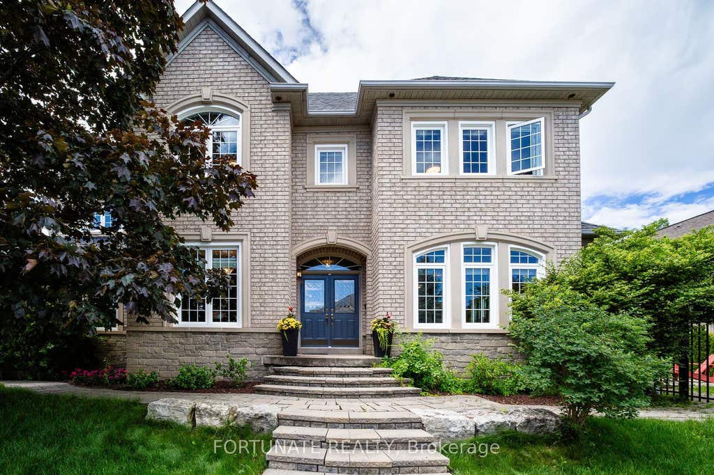 Photo of 2071 Pinevalley Crescent, Oakville, ON L6H 6L8 (MLS # W13471976)