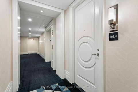 88 Blue Jays Way 3007 Toronto ON M5V 0L7