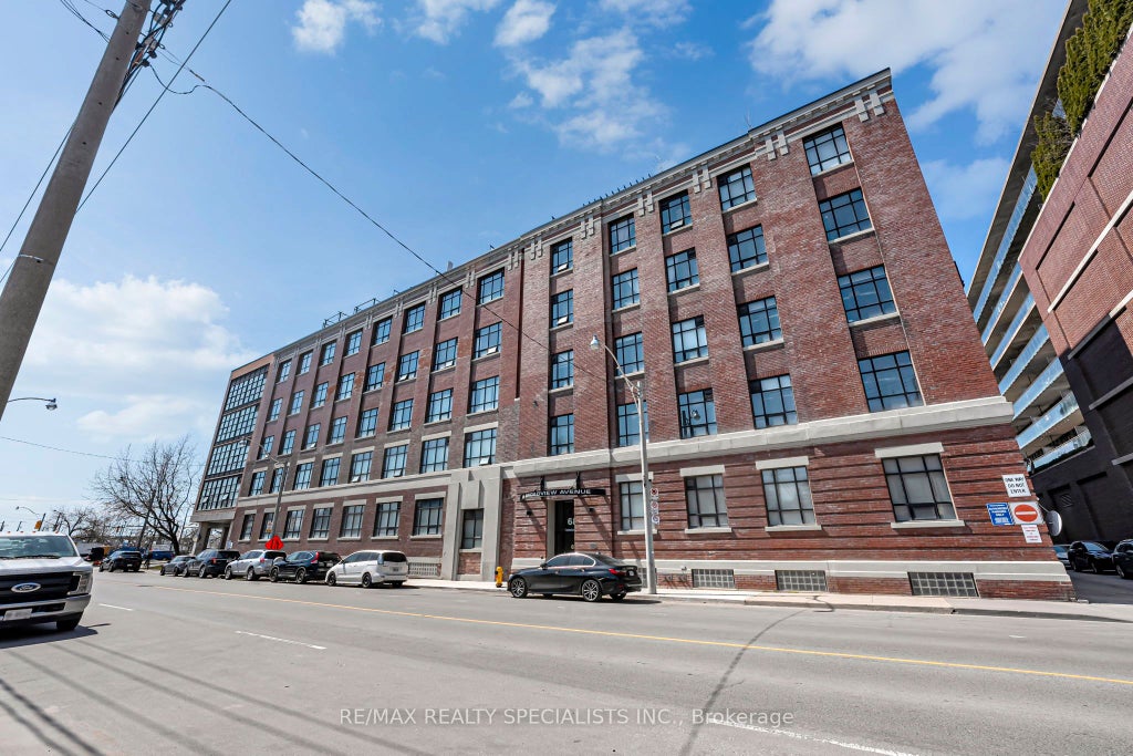 Photo of 68 Broadview Avenue #520, Toronto, ON M4M 2E8 (MLS # E13056720)