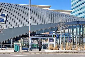 1000 Portage Parkway 4009
