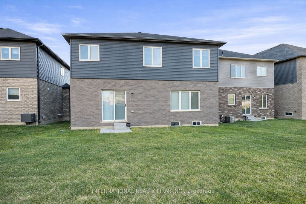 Photo of 23 Sleeth Street, Brantford, ON N3S 0J7 (MLS # X12823148)