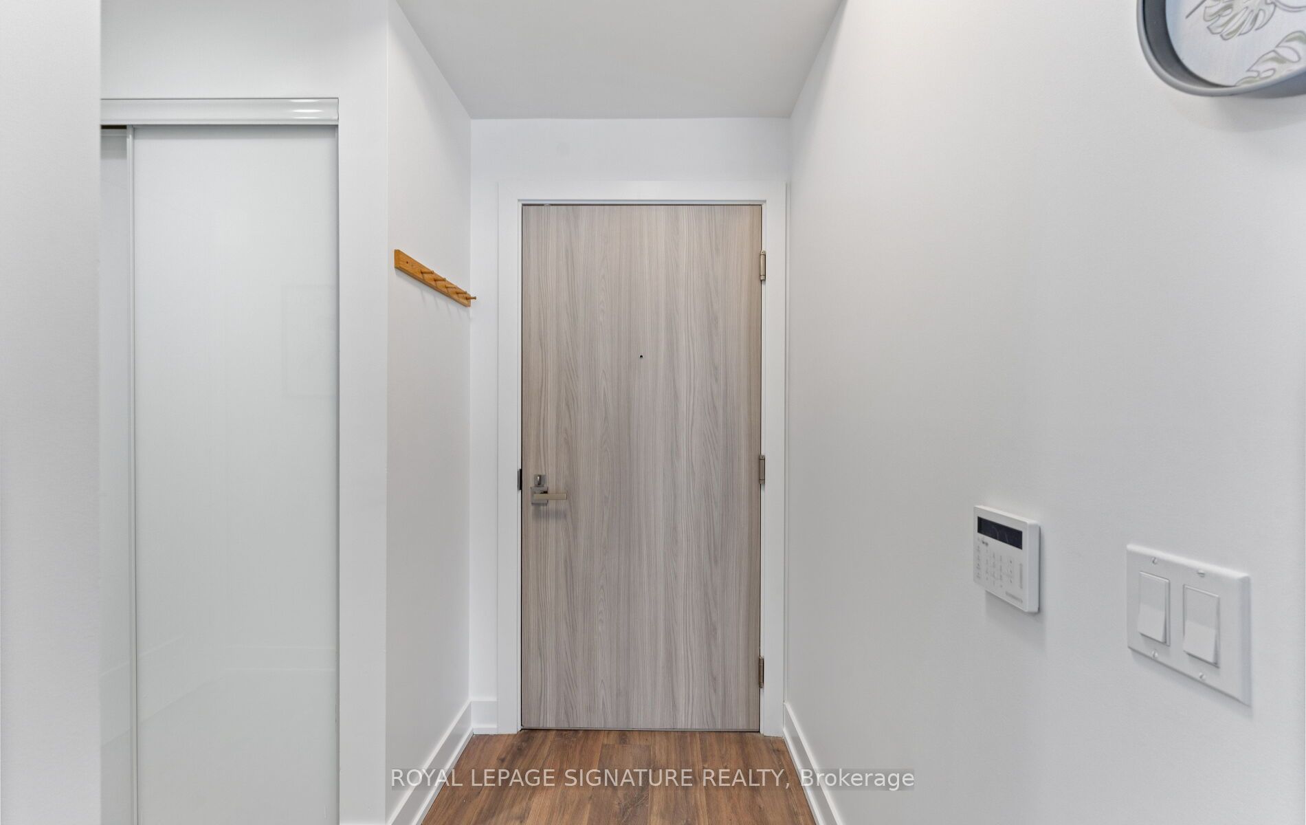 80 Vanauley Street 213
