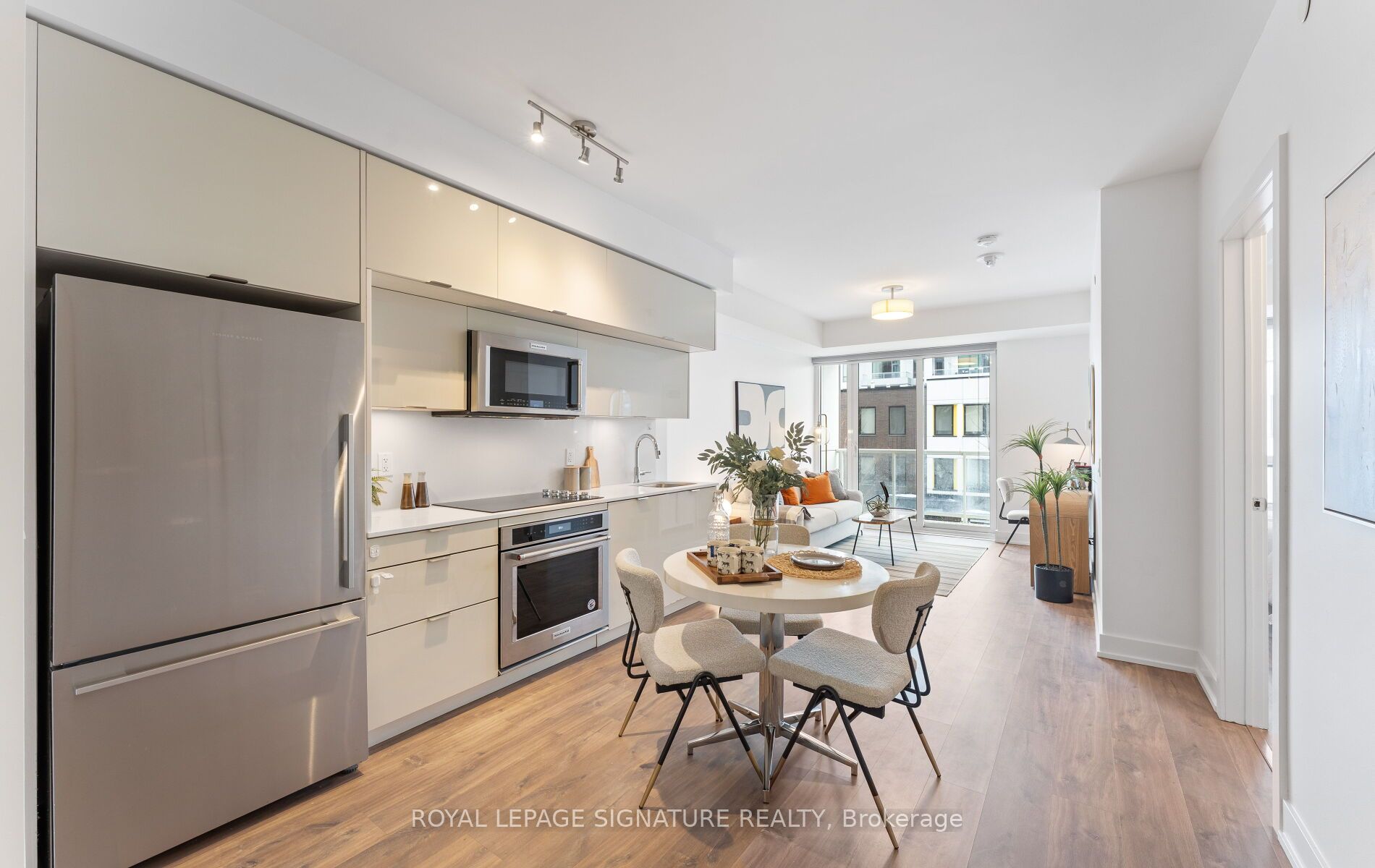 80 Vanauley Street 213