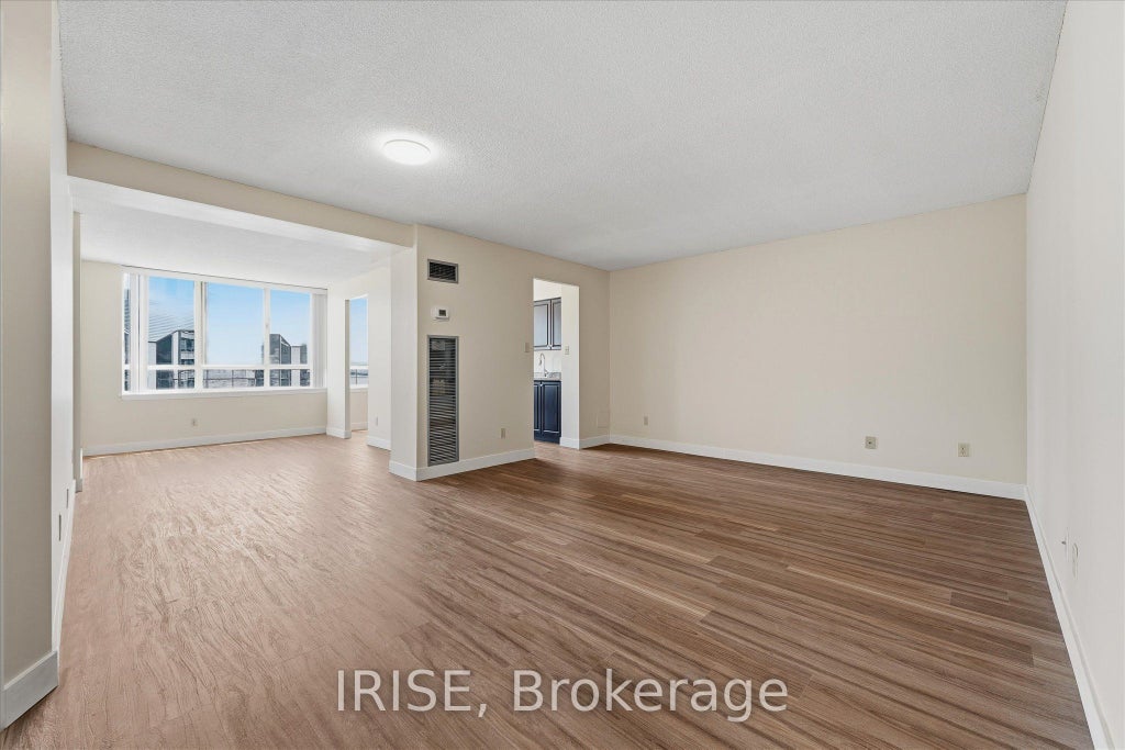 Photo of 633 Bay Street #1913, Toronto, ON M5G 2G4 (MLS # C13448502)