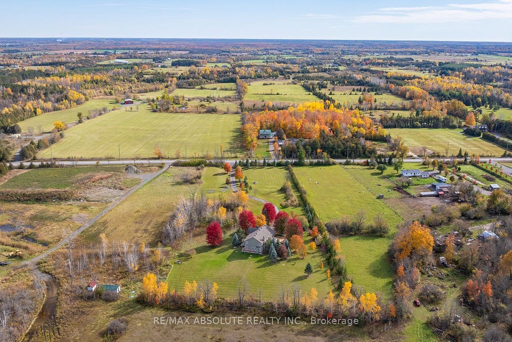 Photo of 7001 Flewellyn Road, Stittsville - Munster - Richmond, ON K2S 1B6 (MLS # X14105172)