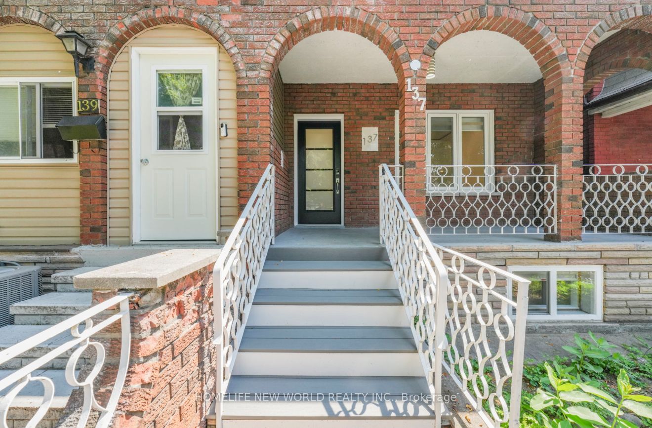137 Gladstone Avenue