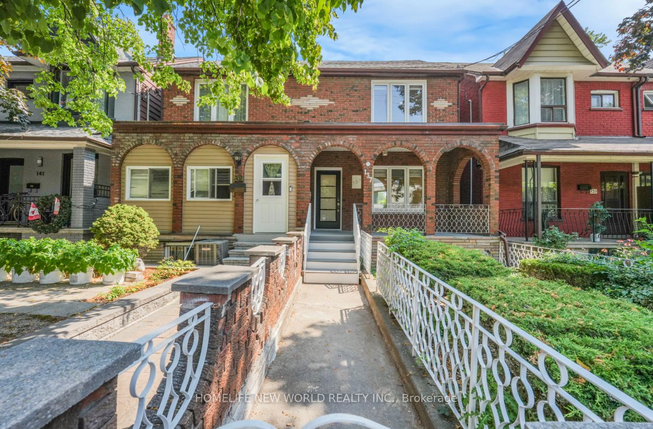 137 Gladstone Avenue