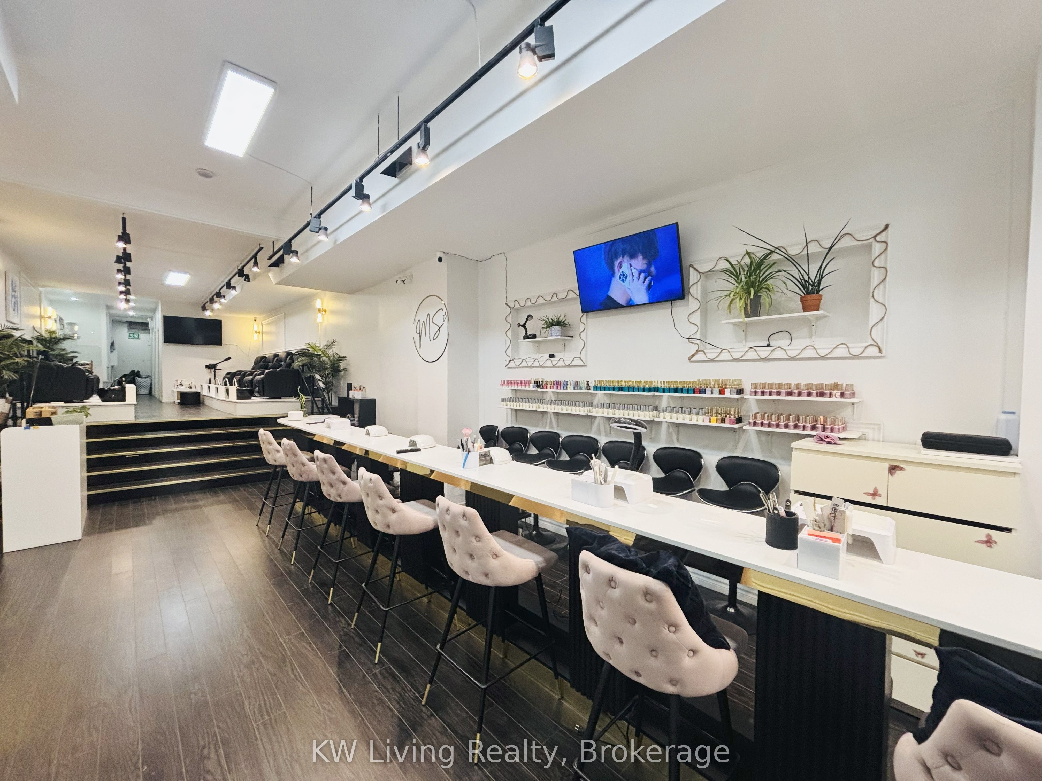 680 Queen Street W