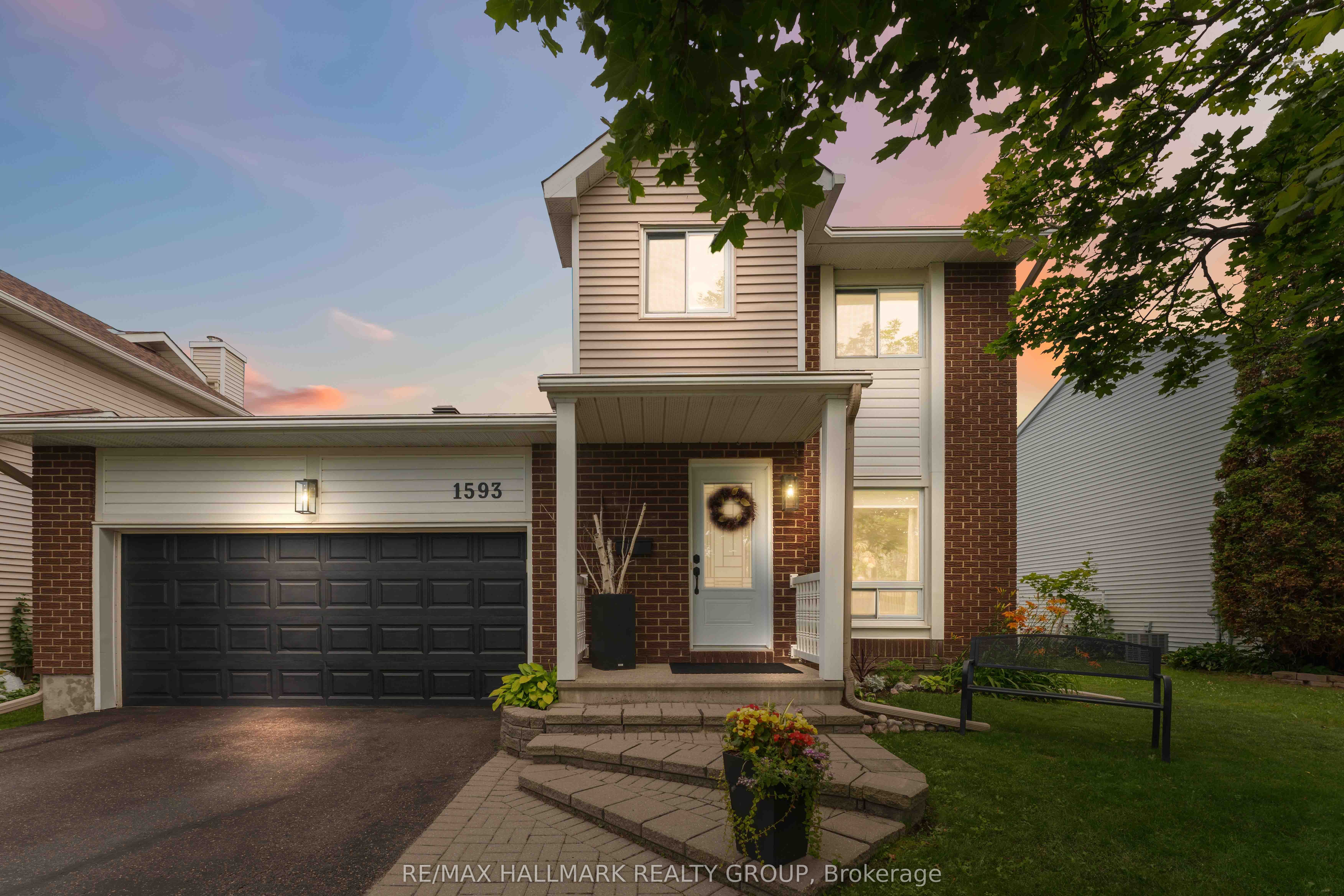 Photo 1 of 48 — 1593 Bottriell Way, Orleans - Cumberland and Area, ON K4A 1W4