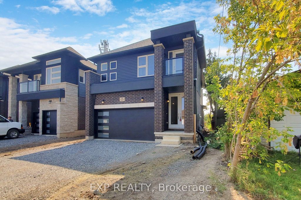 Photo of 127 Laugher Avenue, Welland, ON L3B 0N6 (MLS # X12649246)