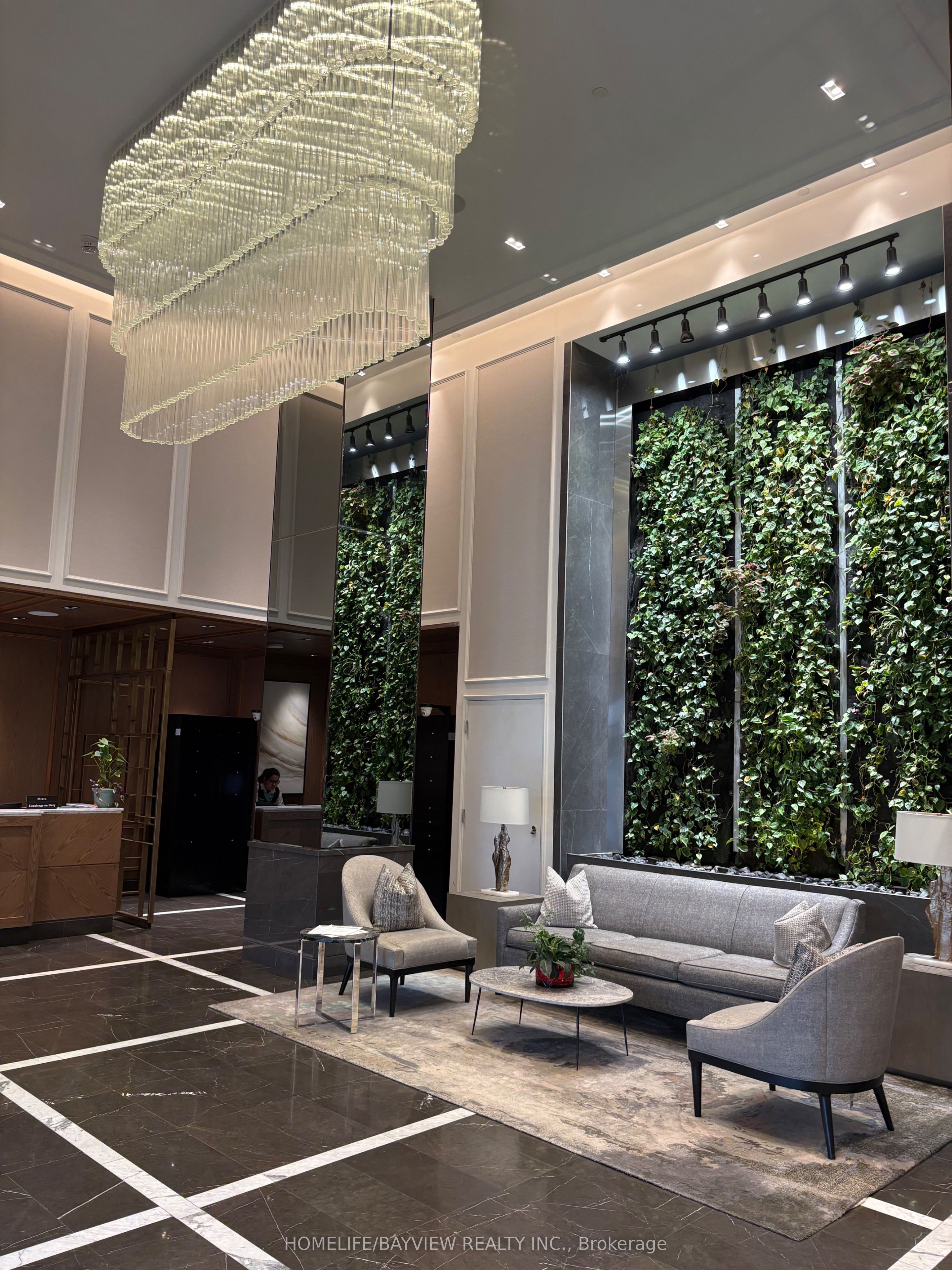 1 grandview Avenue 805