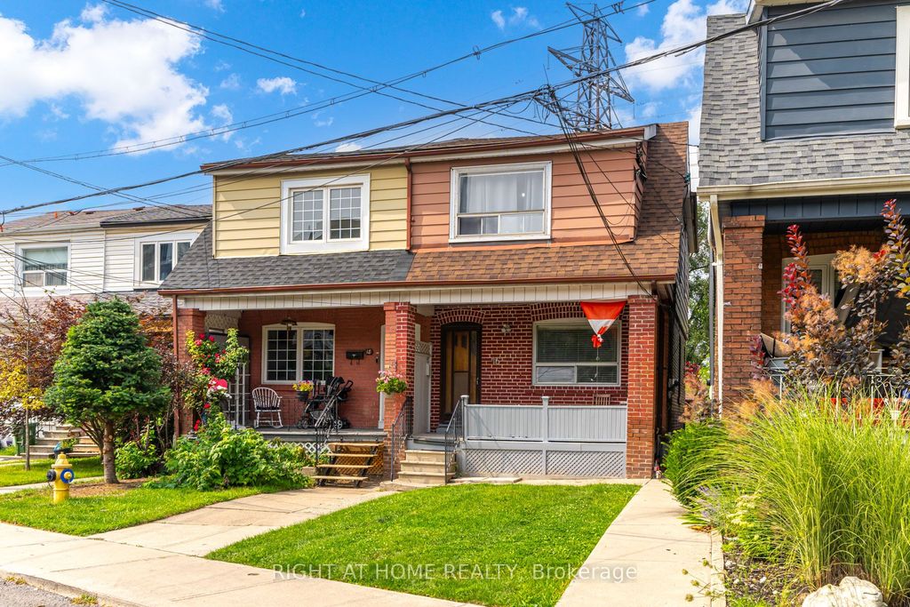 Photo of 16 Pryor Avenue, Toronto, ON M6N 1M4 (MLS # W12368078)