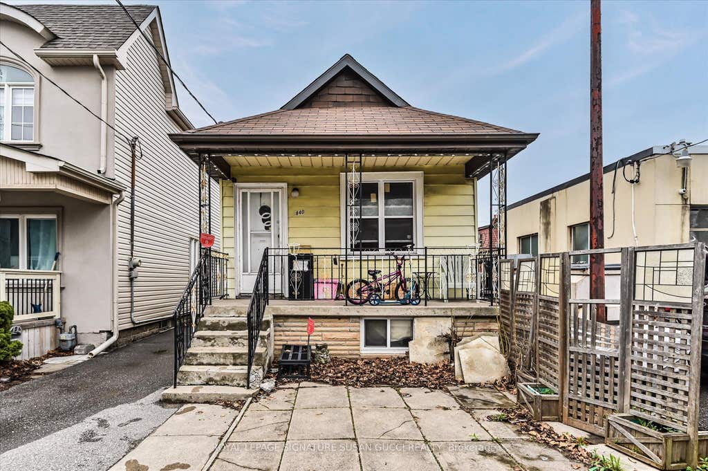 Photo of 840 Sammon Avenue, Toronto, ON M4C 2E8 (MLS # E13062698)