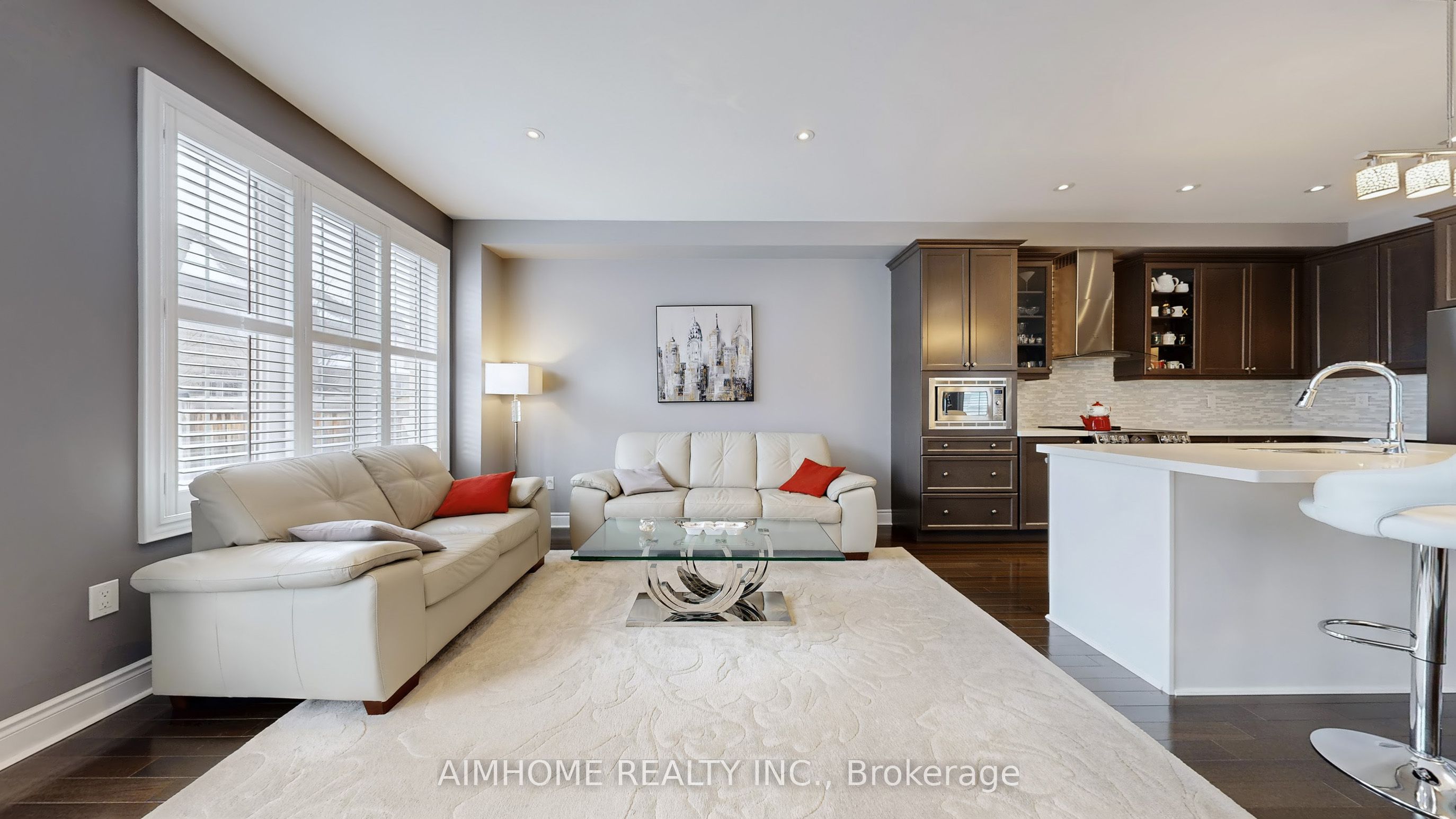 18 Bristlewood Crescent E