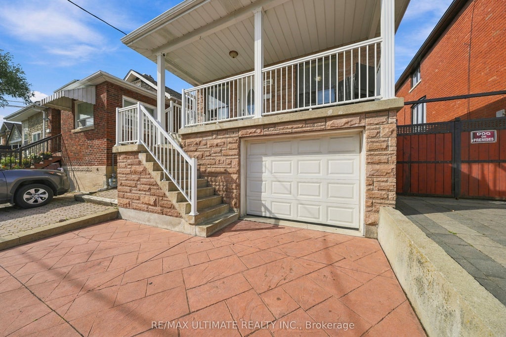 Photo of 372 Blackthorn Avenue, Toronto, ON M6M 3B9 (MLS # W13830496)