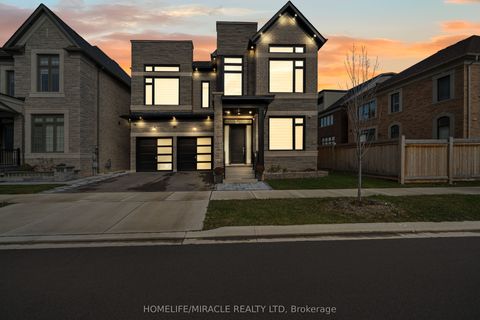 1215 Pondside Trail Oakville ON L6M 5M6