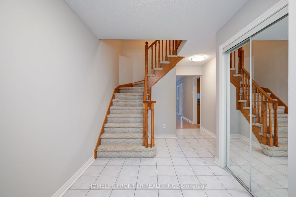Photo of 247 Humberland Drive, Richmond Hill, ON L4E 3T4 (MLS # N12701636)