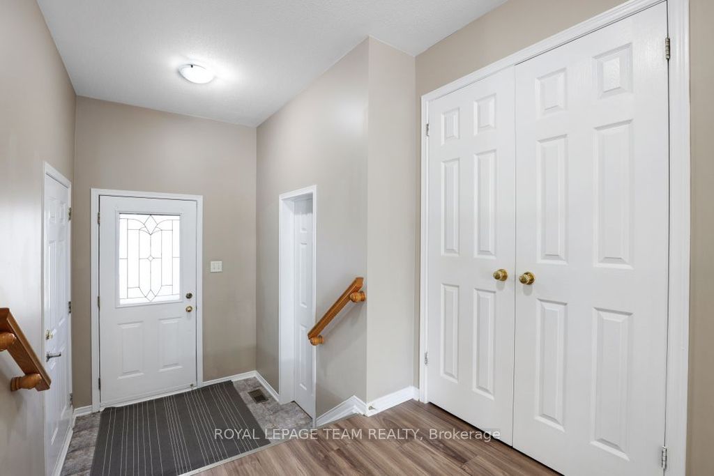 Photo of 576 Chardonnay Drive, Orleans - Cumberland and Area, ON K4A 4J9 (MLS # X13091450)