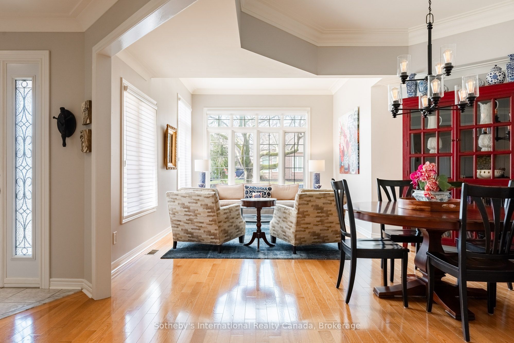 1406 Summerhill Crescent