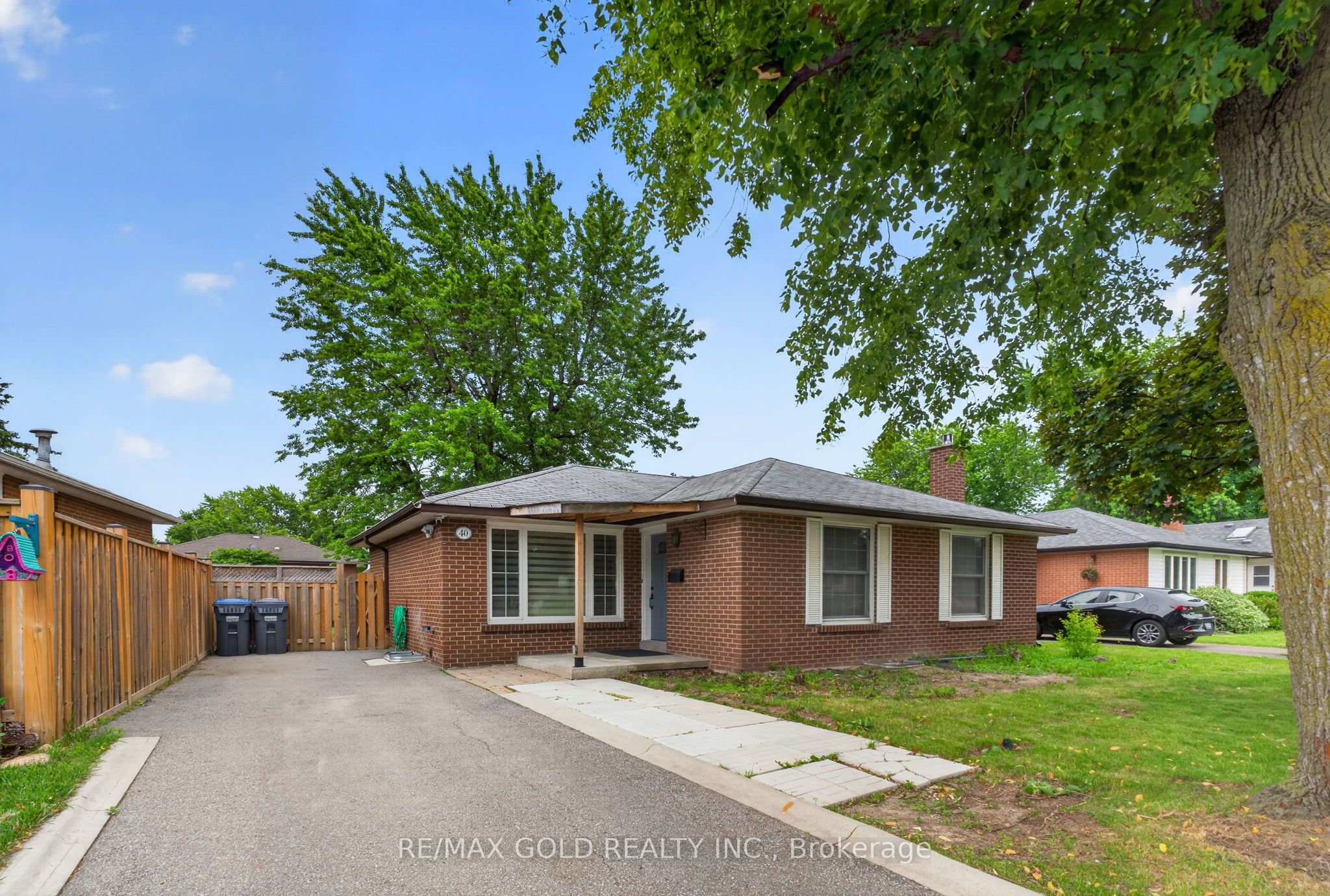 40 Devonshire Drive