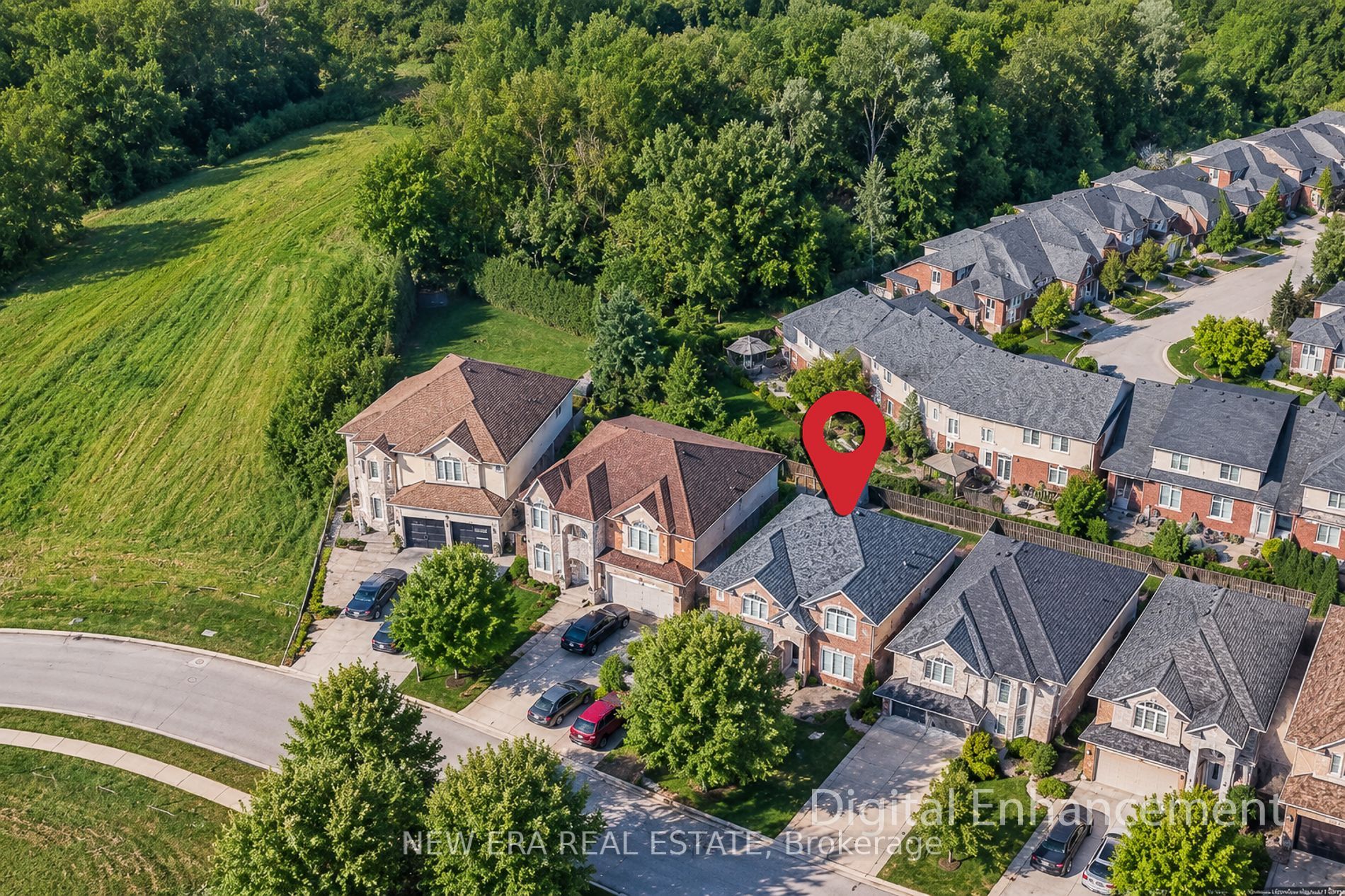 214 Cloverleaf Drive