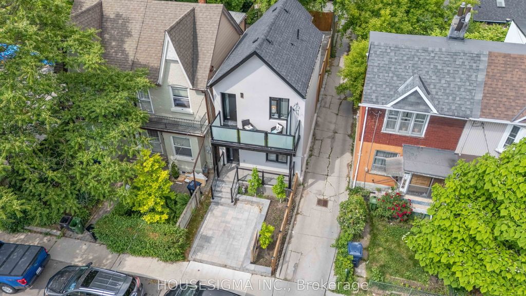 Photo of 204 Franklin Avenue, Toronto, ON M6P 3Z3 (MLS # W12409406)