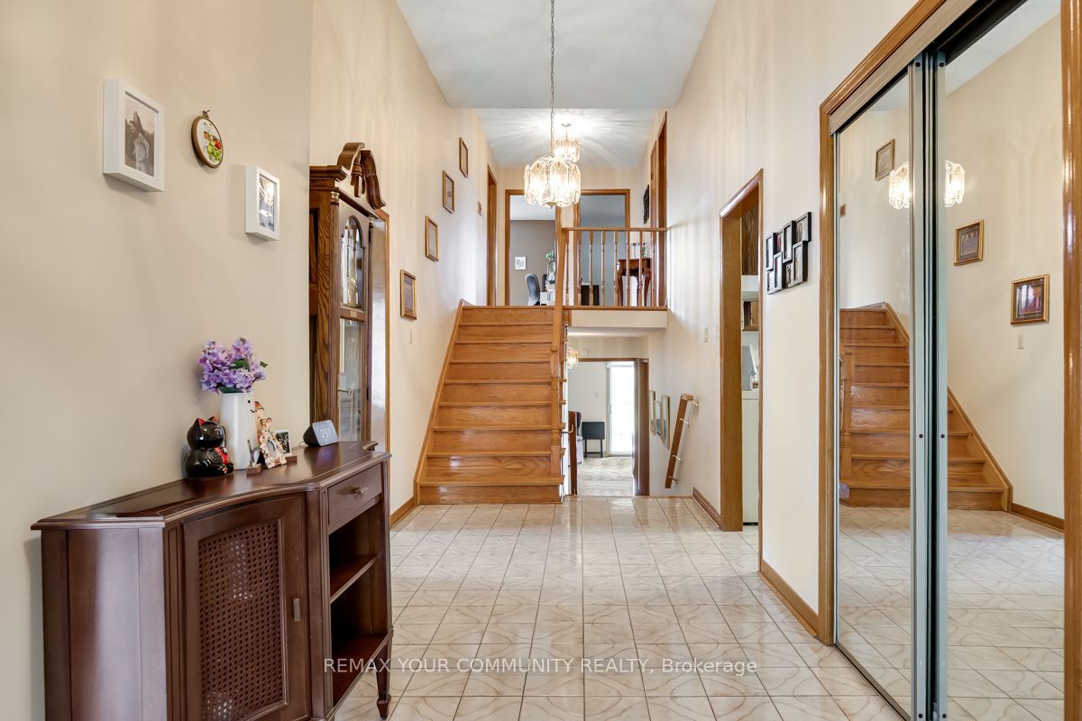 55 Thistle Ridge Drive