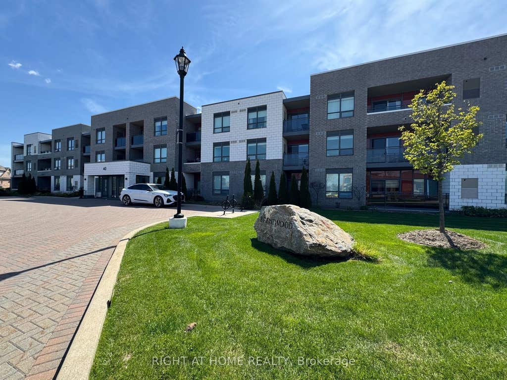 Photo of 40 Via Rosedale Way #307, Brampton, ON L6R 4A4 (MLS # W13706586)