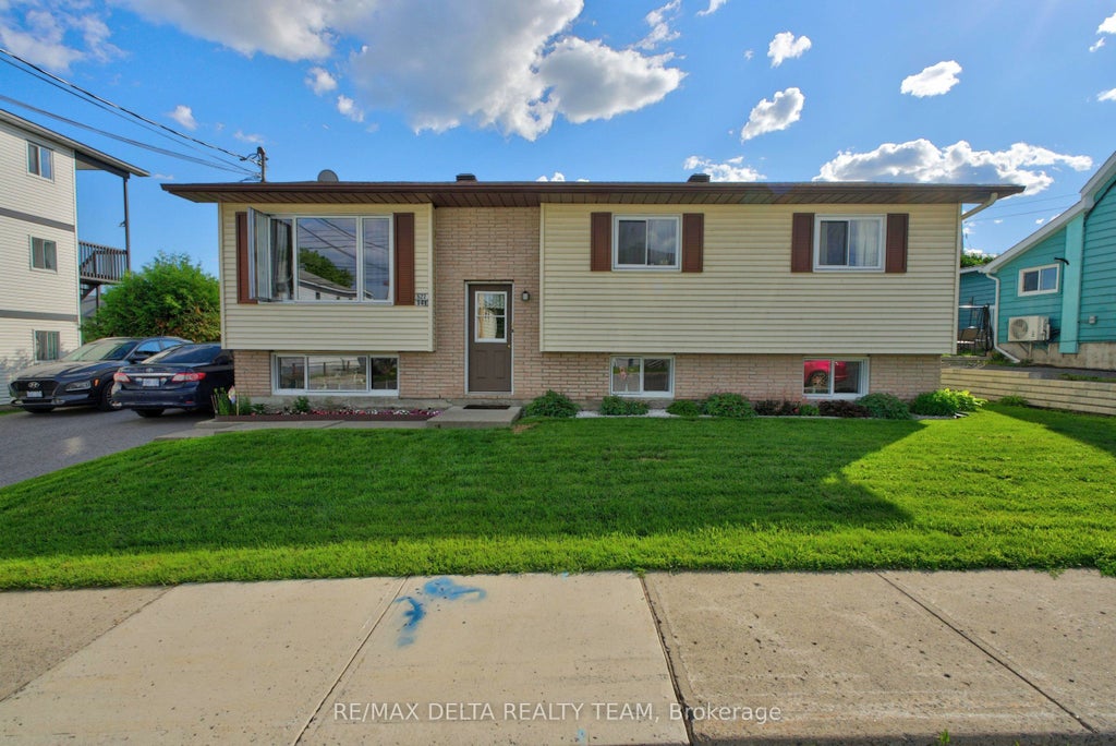 Photo of 522 St Louis Street, Clarence-Rockland, ON K4K 1B1 (MLS # X13494870)