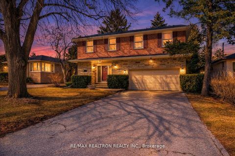 Photo of 12 Feldbar Court, Toronto, ON M2N 4P8 (MLS # C12788946)