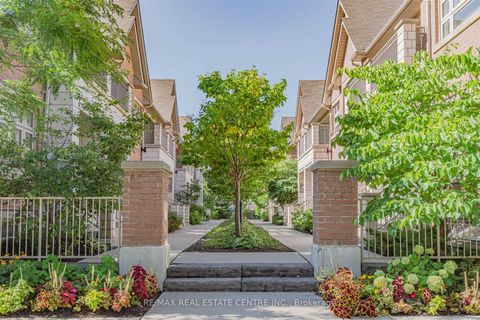 Photo of 2460 Prince Michael Drive #30, Oakville, ON L6H 0G8 (MLS # W12668992)