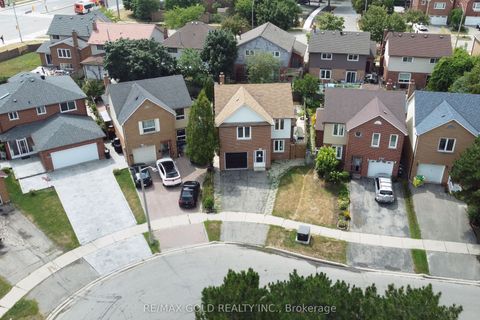 4032 Teakwood Drive Mississauga ON L5C 3T5