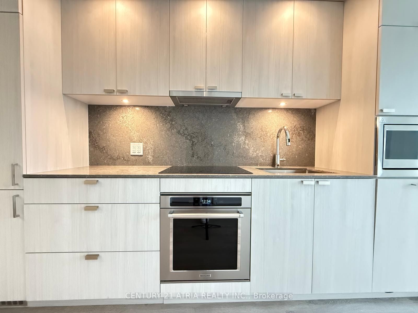 259 The Kingsway N/A 625